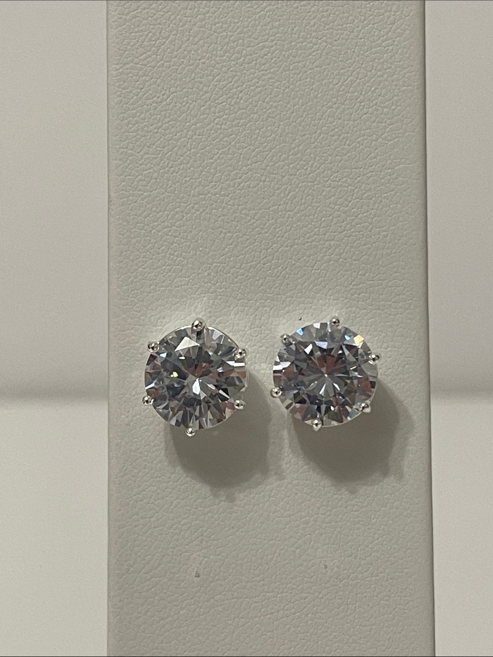 Vintage Joan Rivers Classics Collection Silver-Tone 10mm Clear Stud Earrings